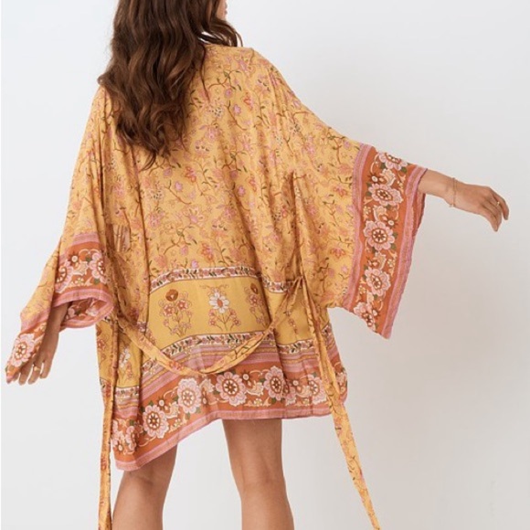 Spell Portobello Road Short Robe - Picture 10 of 12